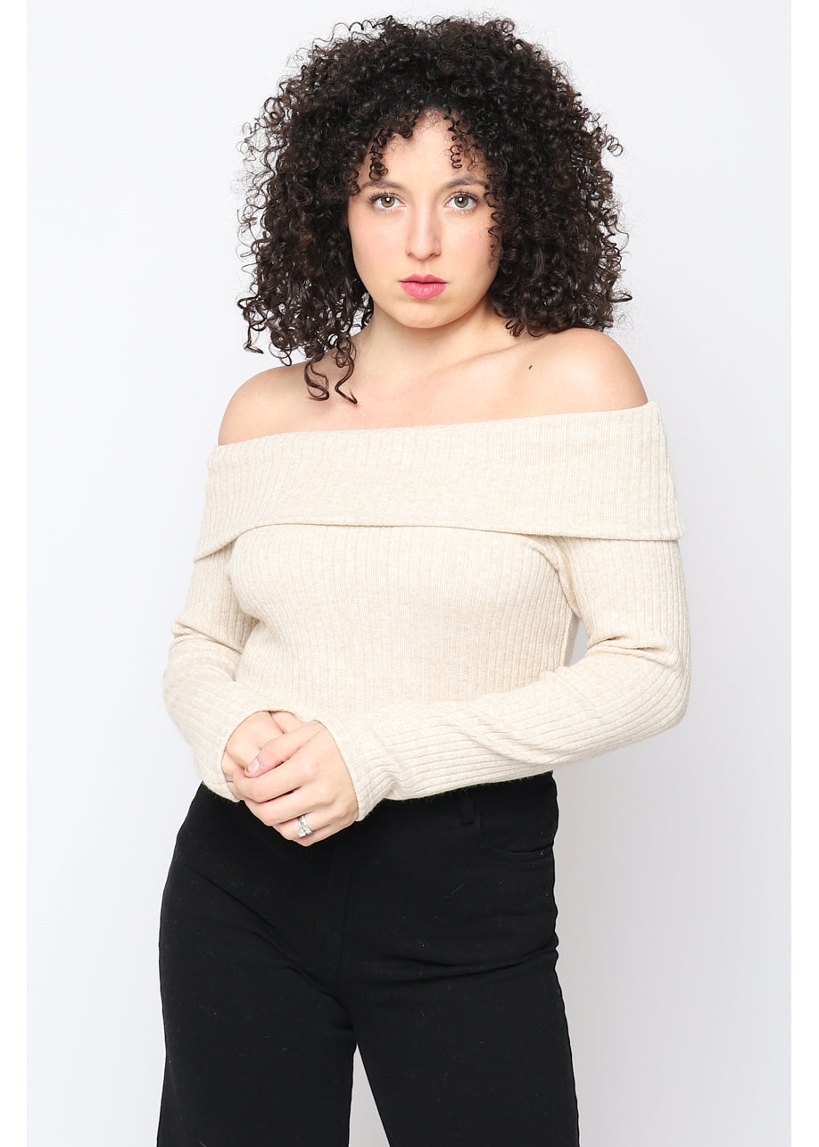 Camiseta cuello de barco beige