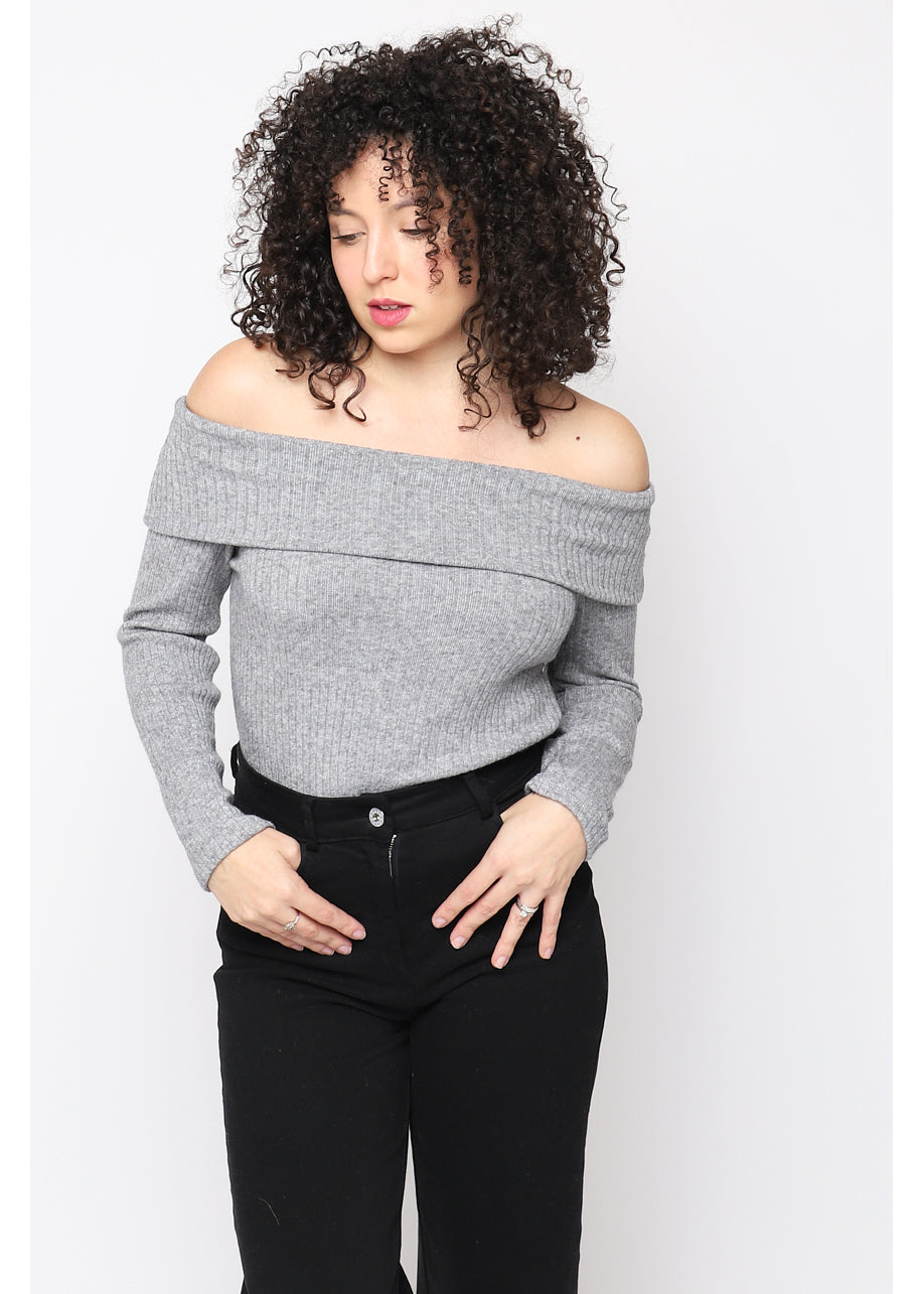 Camiseta de cuello de barco gris