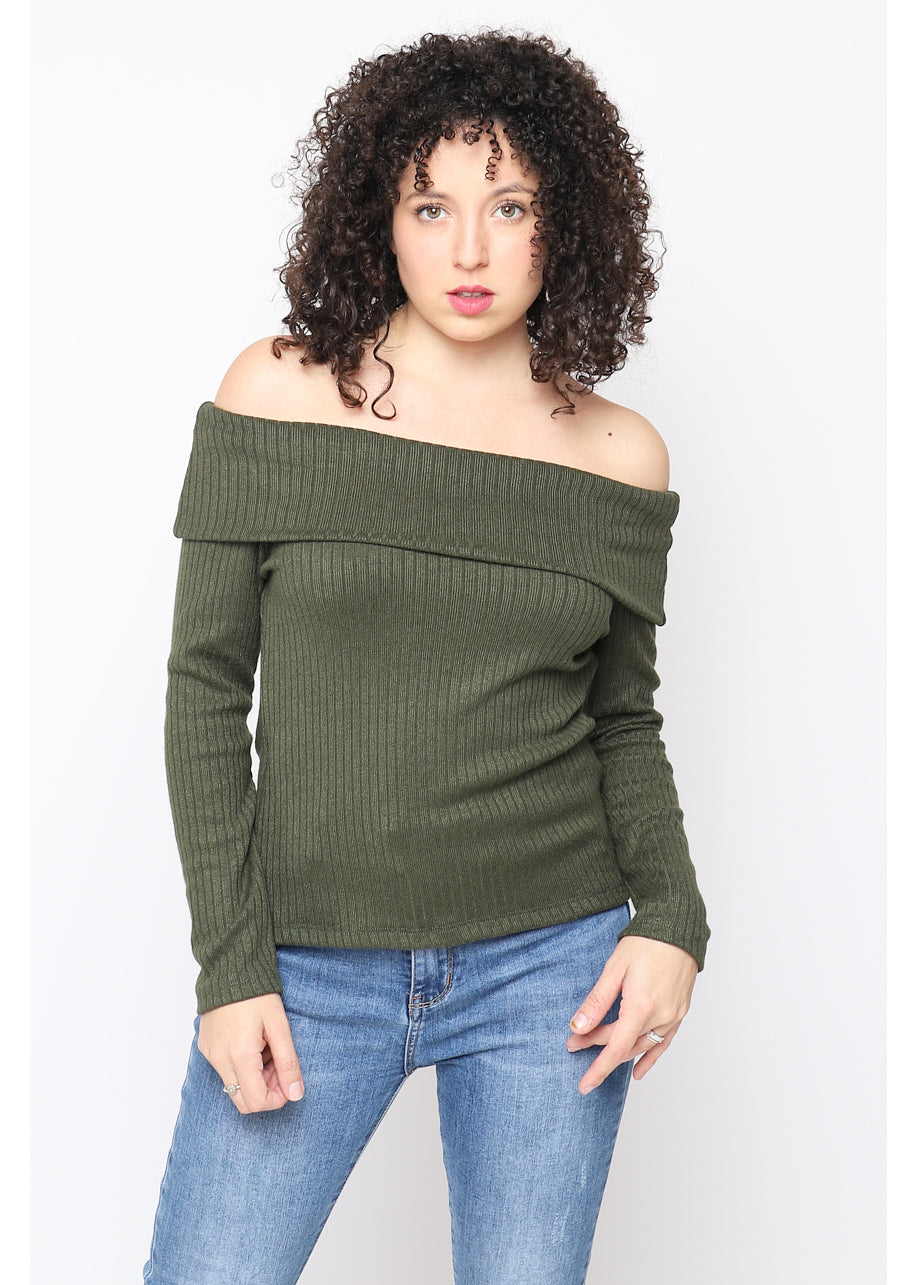 Camiseta de cuello de barco verde