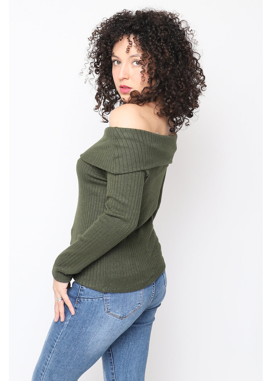 Camiseta de cuello de barco verde