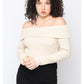 Camiseta cuello de barco beige