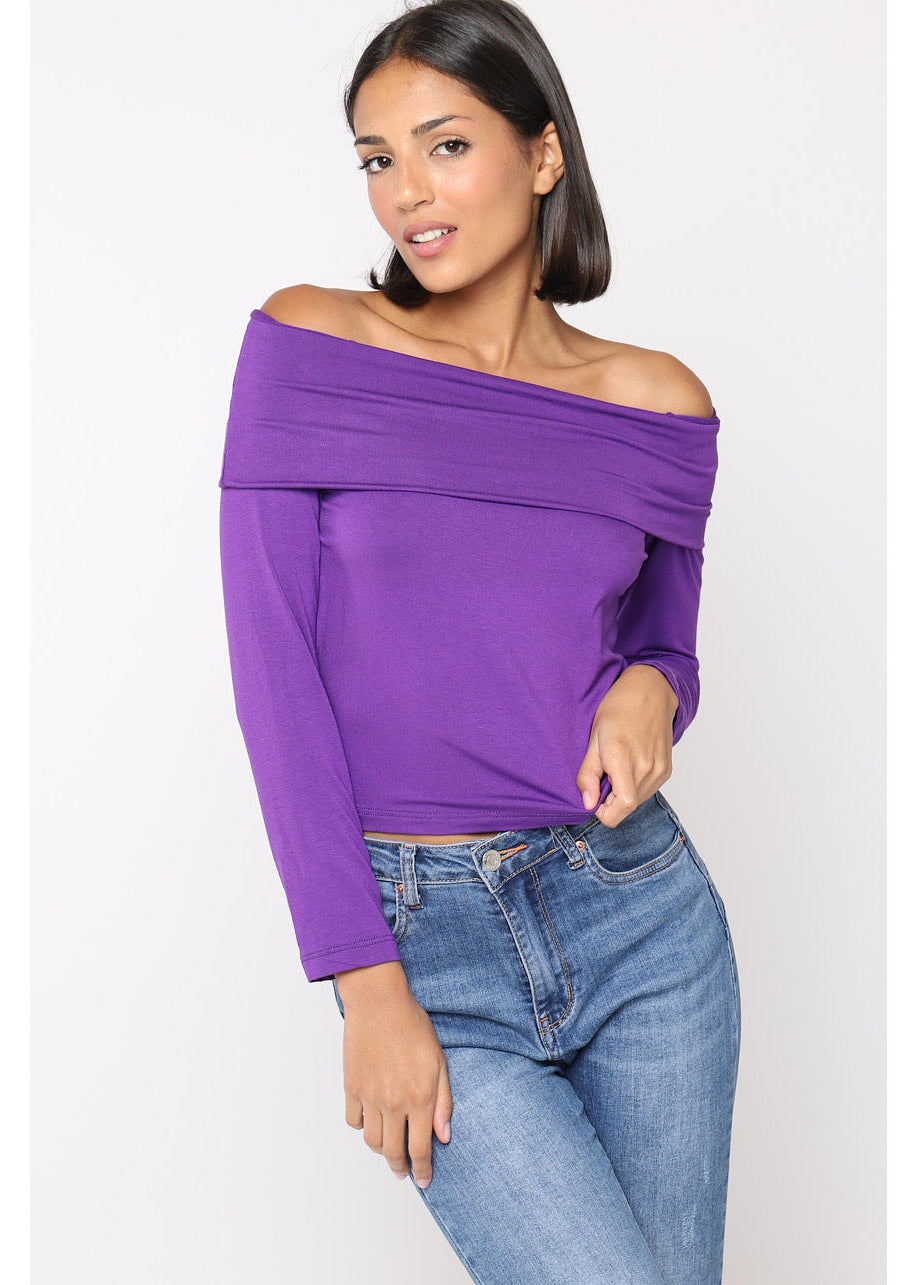 Camiseta con cuello de barco